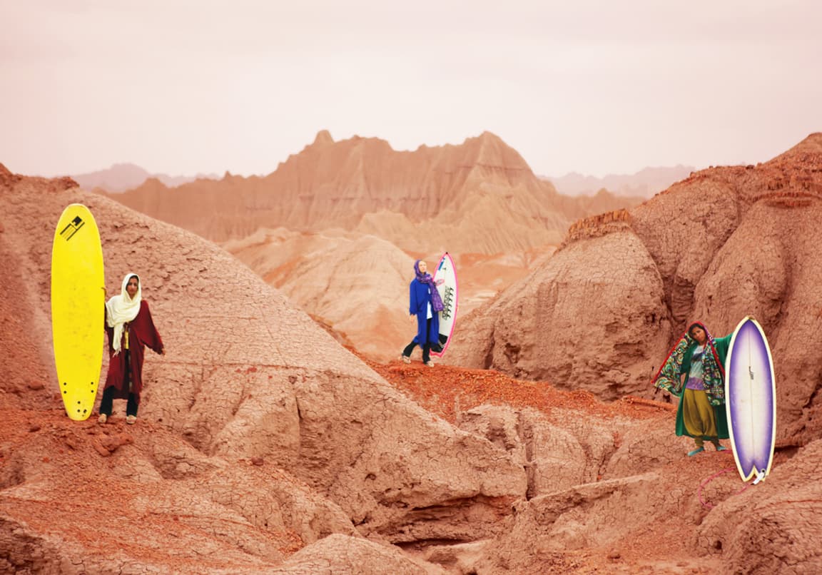 Surfing in Iran 3