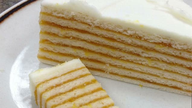 Icelandic Vinarterta with apricot filling.