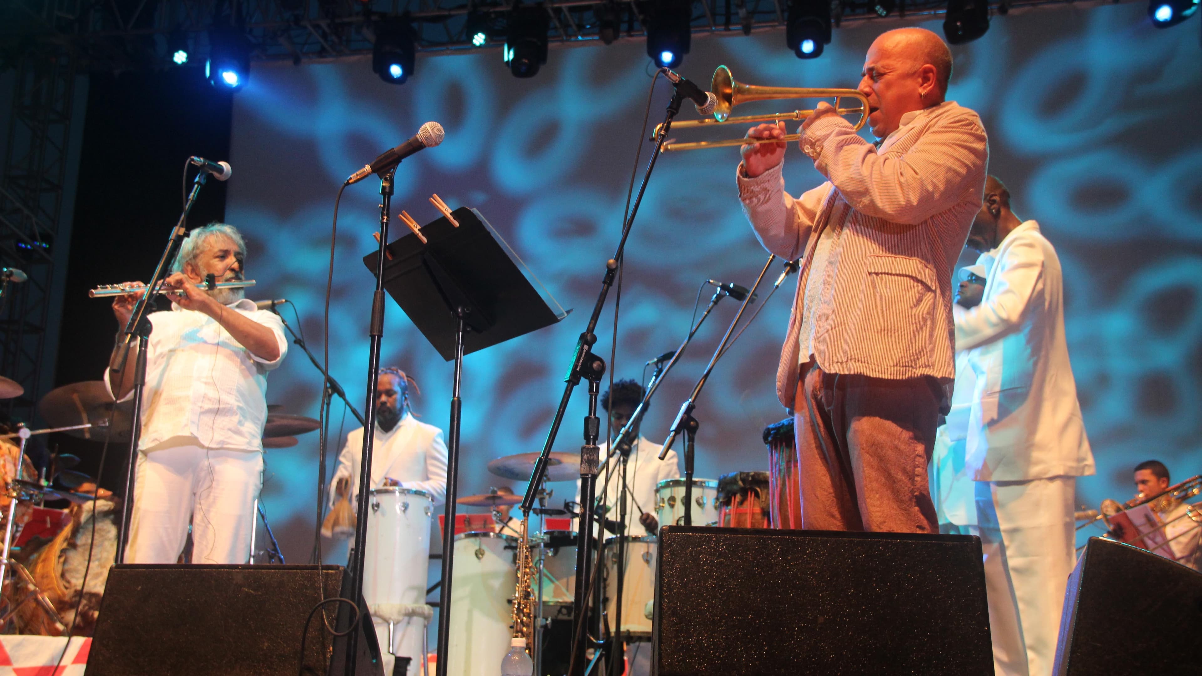 Letires Leite (l) and Steven Bernstein on stage at Lincoln Center's 