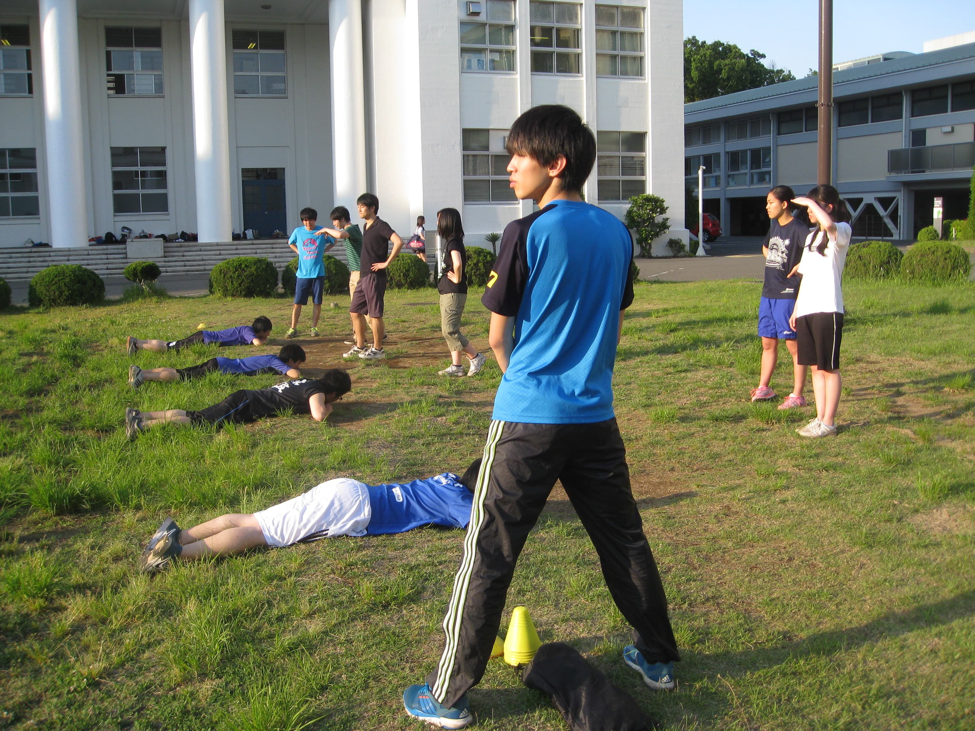 The Ski Circle works out on Keio University's Hiyoshi Campus.