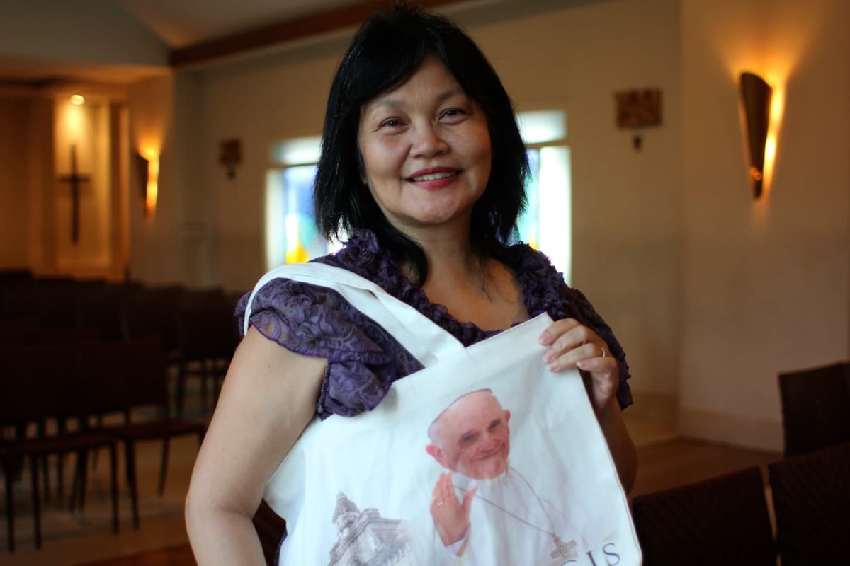 Gina de Guzman is a conservative Catholic who hopes that Pope Francis's visit will inspire Filipinos to live more closely to the teachings of the Bible.
