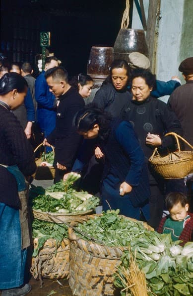 Photo taken by an American Presbyterian medical missionary couple - Dr. Ralph C. Lewis and Roberta T. Lewis - in China between 1933 and 1949.
