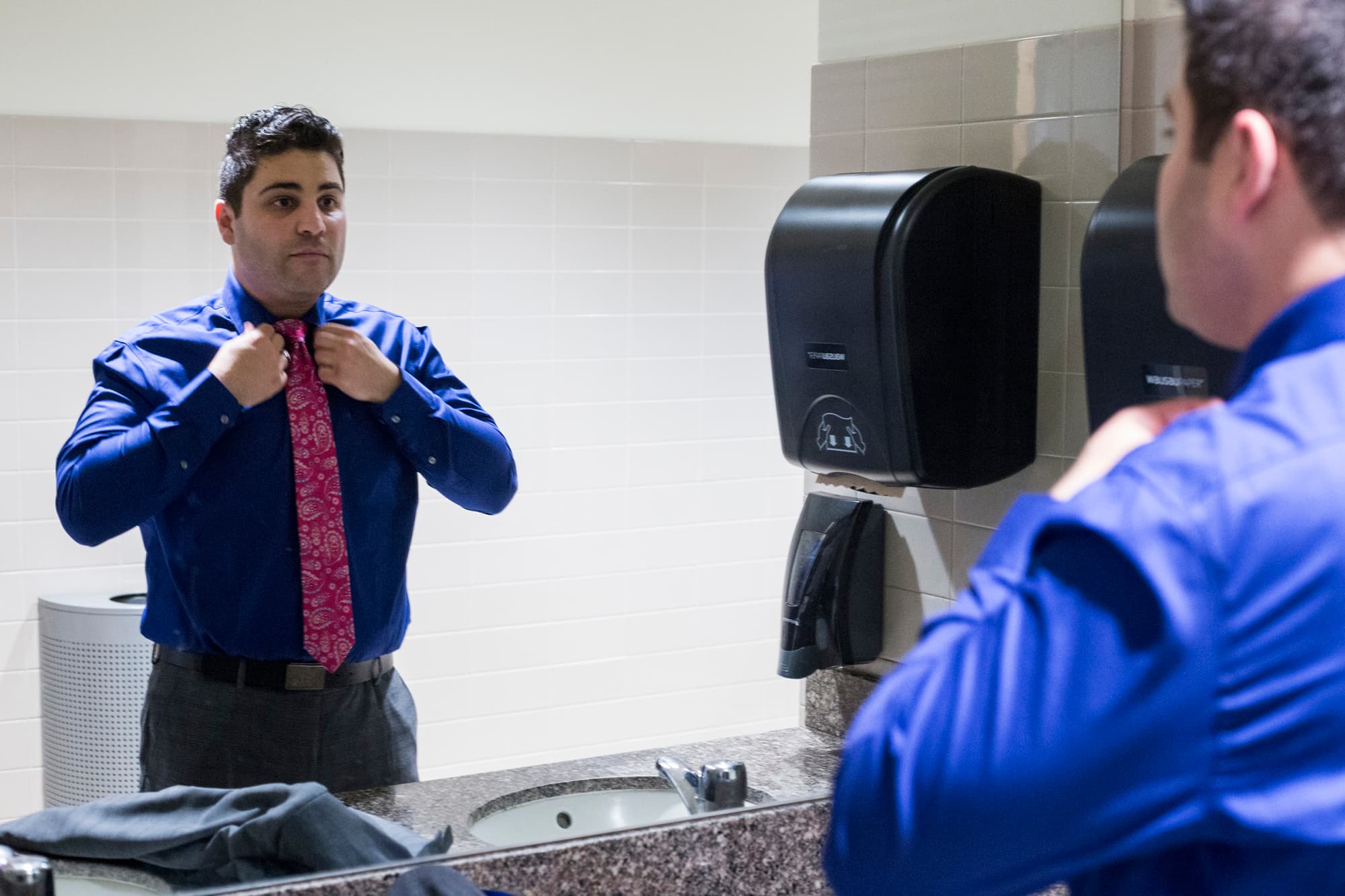 Omar’s Mexican grandfather, Adolfo Fernández, came to California’s Central Valley to work in the fields as a farm laborer. On his father’s side, Omar is of Kuwaiti descent. It is this multi-cultural experience in the Central Valley that Omar is trying to