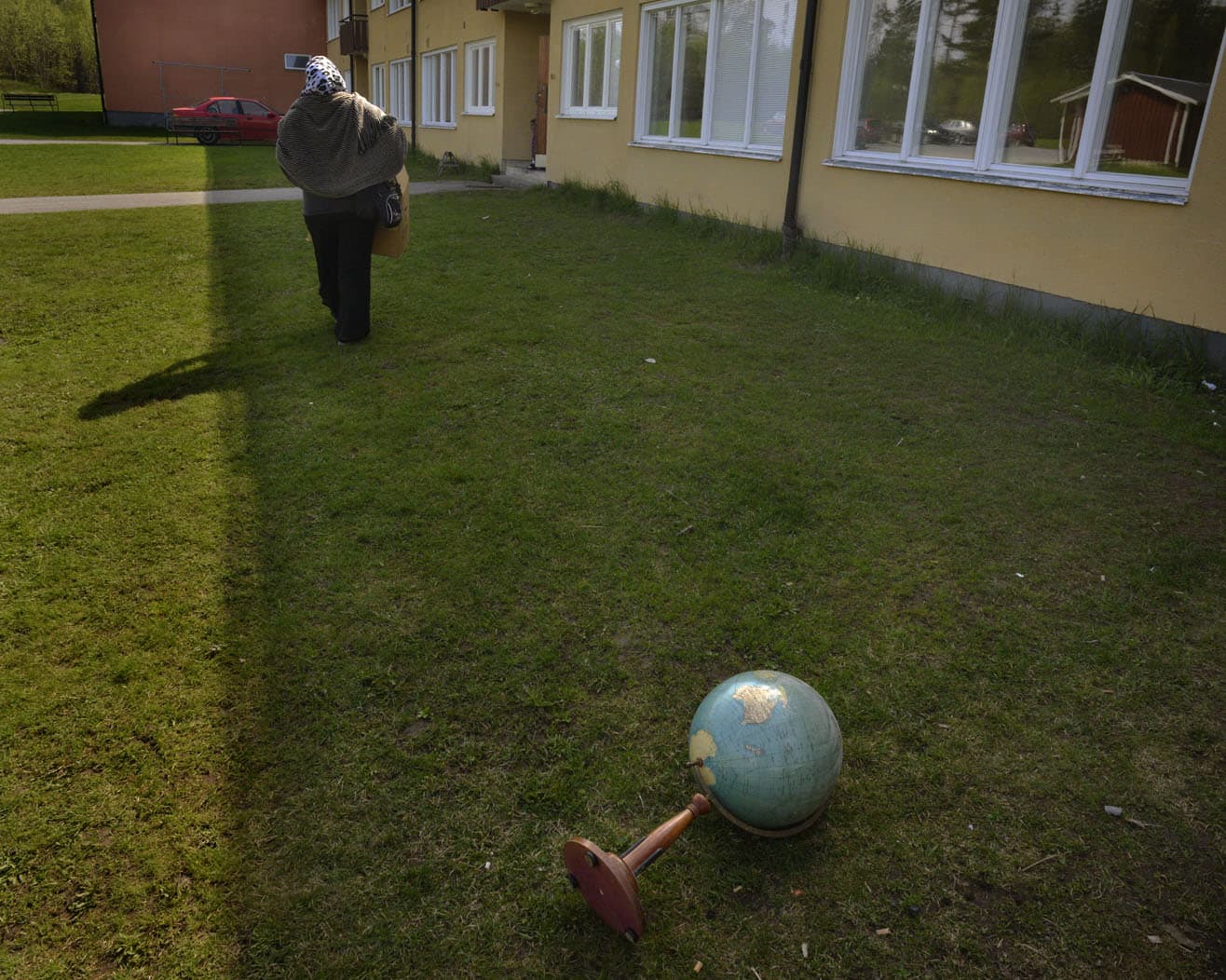 A scene outside of the Swedish Migration Board’s housing for asylum seekers in Veda.