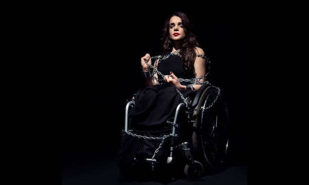 Model Alexandra Kutas.