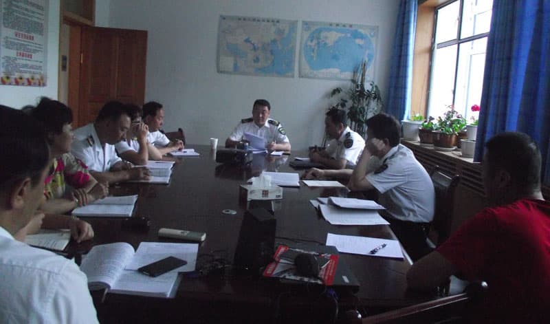 An emergency meeting called by the food and drug administration of Jinghe county to formulate measurements to prohibit Muslim from fasting.