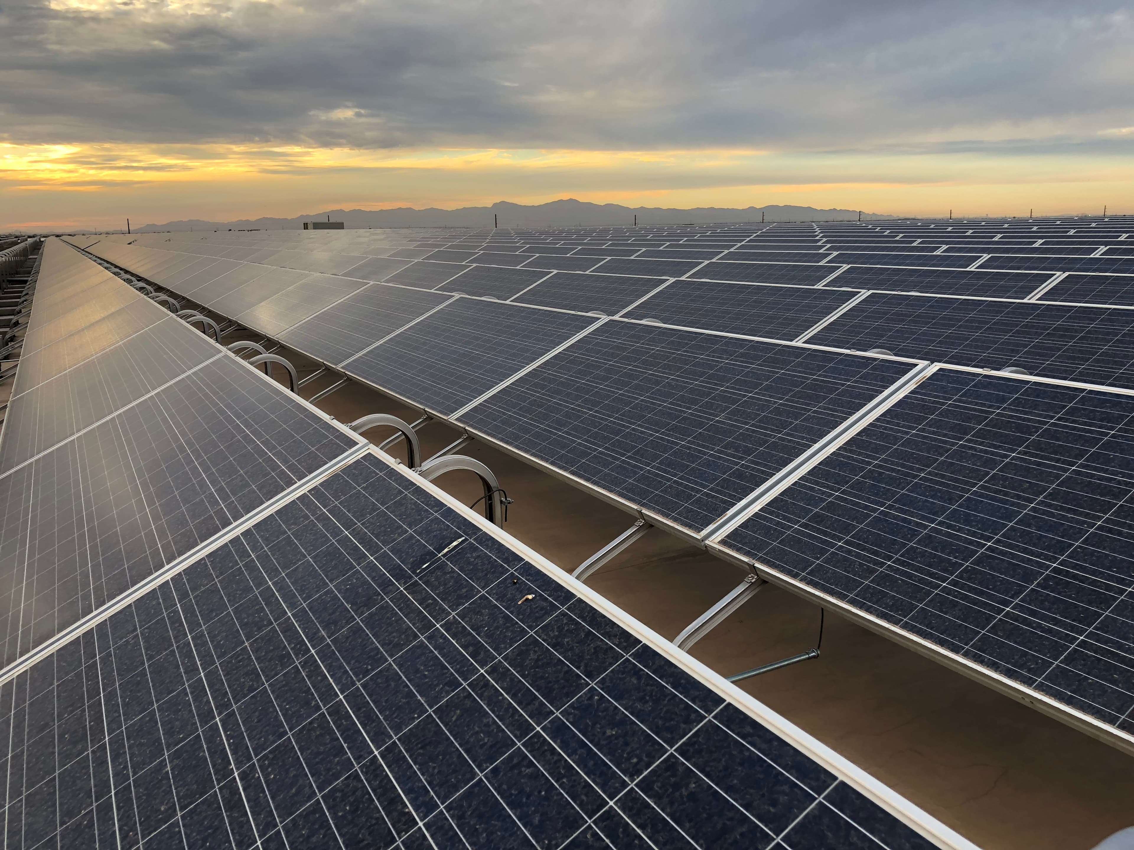 PepsiCo’s massive rooftop solar field, atop of its Gatorade processing facility and warehouse in Tolleson, AZ.