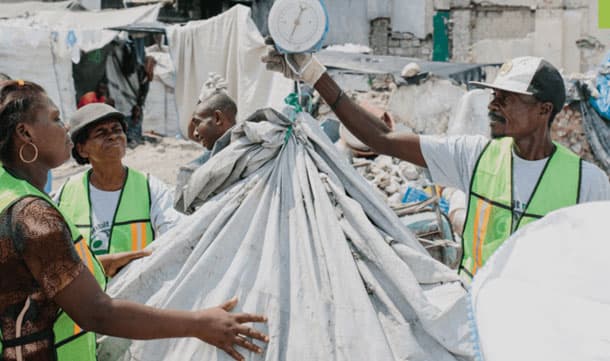 Plastic bank weighing