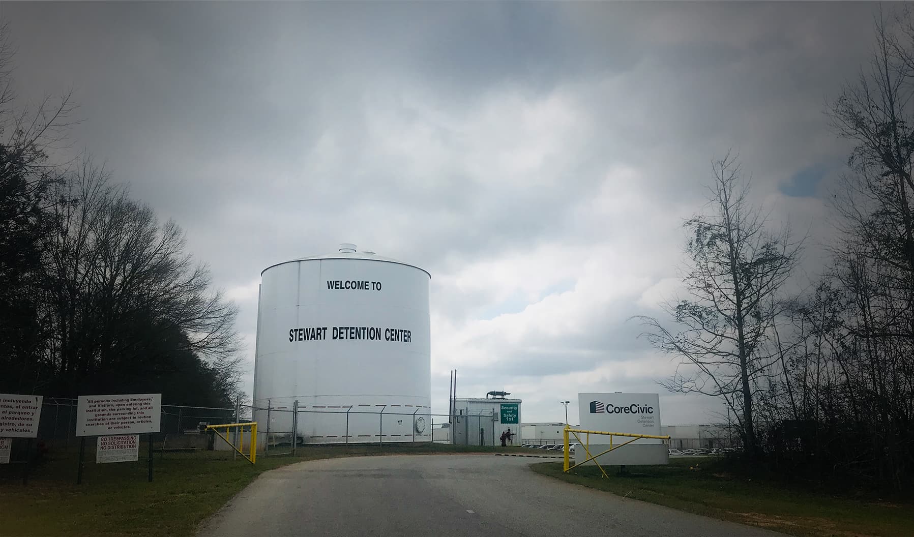 outside of Stewart detention center