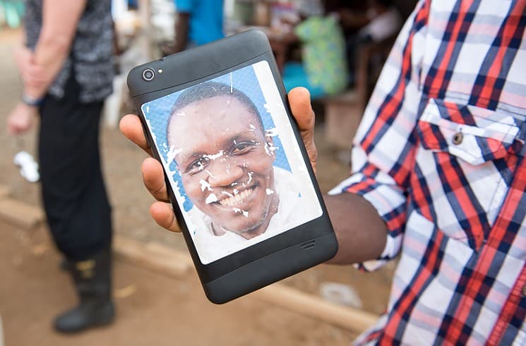 A photo label on the back of an iPad