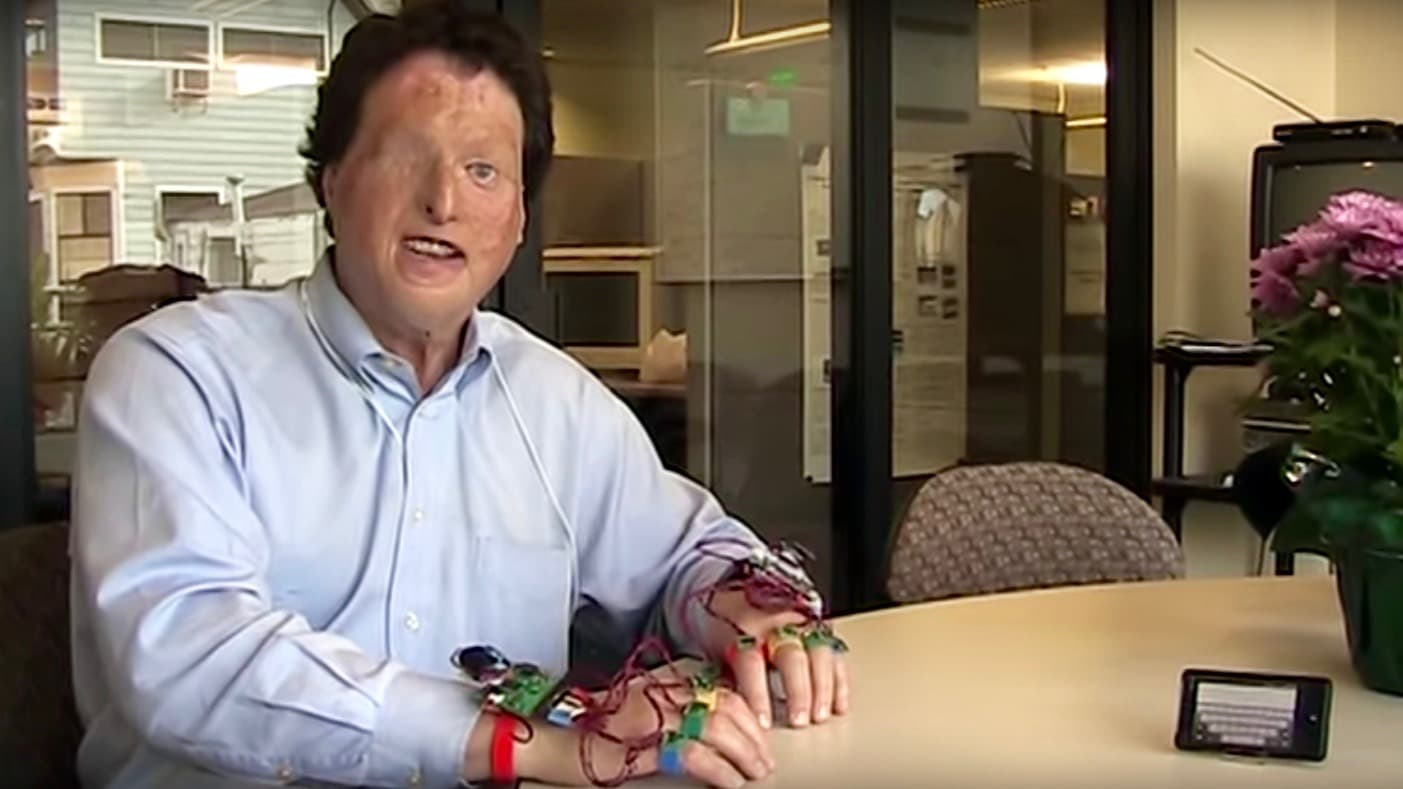 Scientist Joshua Miele demonstrates a virtual wireless Braille keyboard attached as an input device to an Android phone.