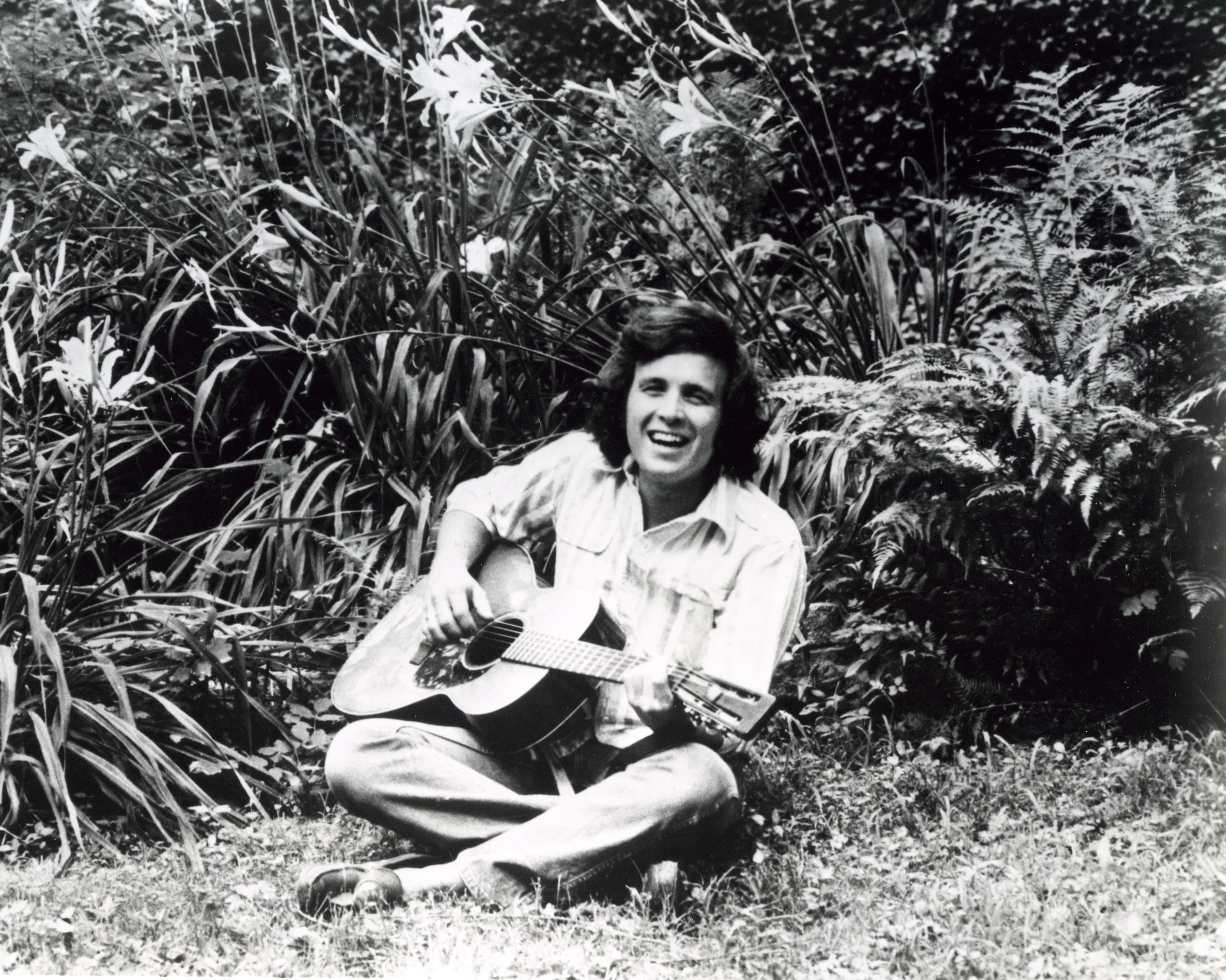 Don McLean poses for a promotional photo in 1971.