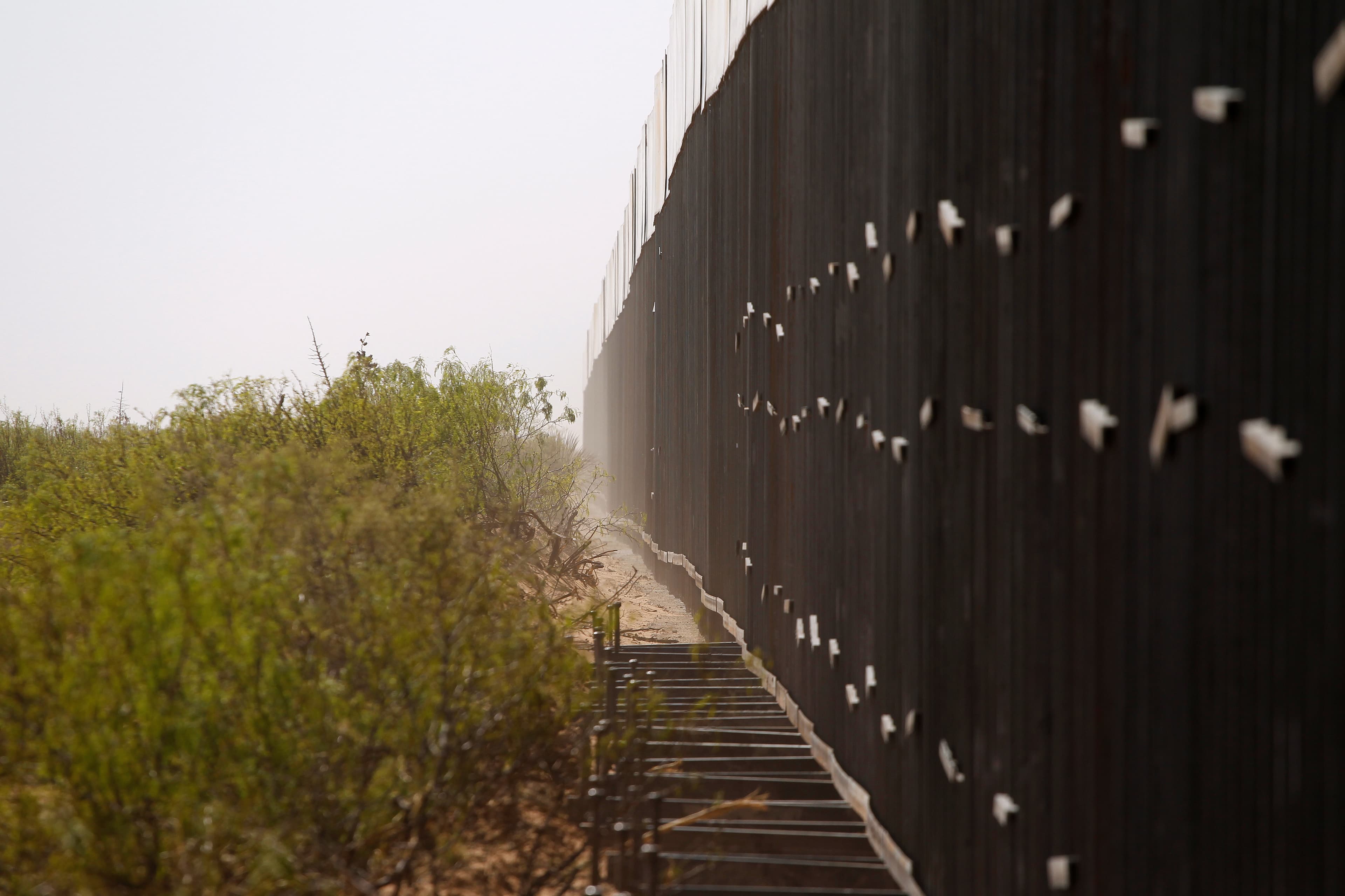Border wall