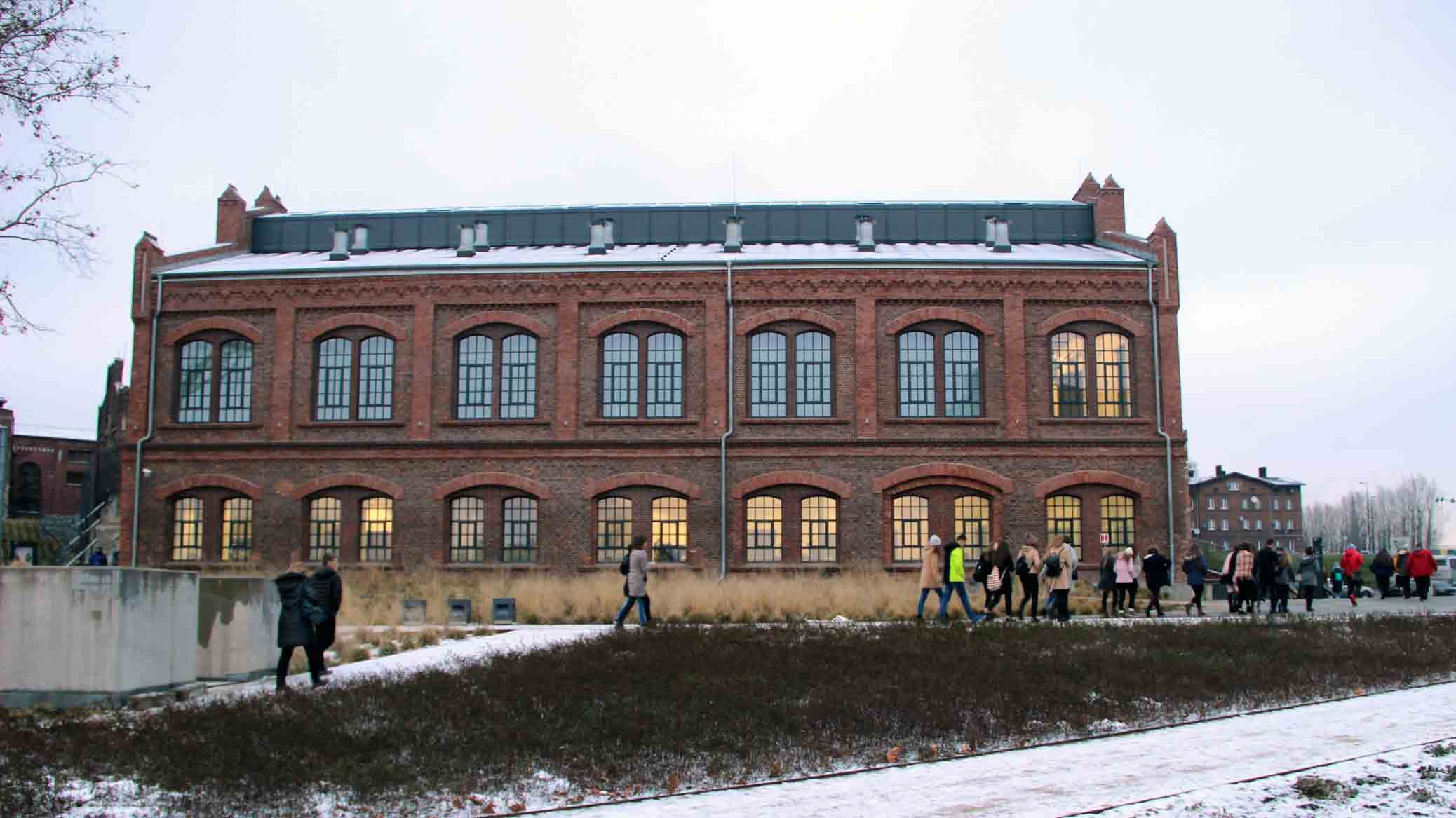 An old brick building that used to be a mine is now a museum.