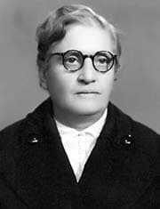 A black and white portrait of Nakiye Elgün