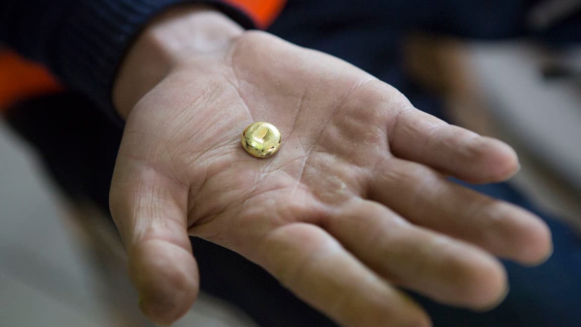 The new water-based process being used by some independent Mongolian miners can extract up to 80% of the gold from the ore and is much cleaner than processes using mercury or cyanide.