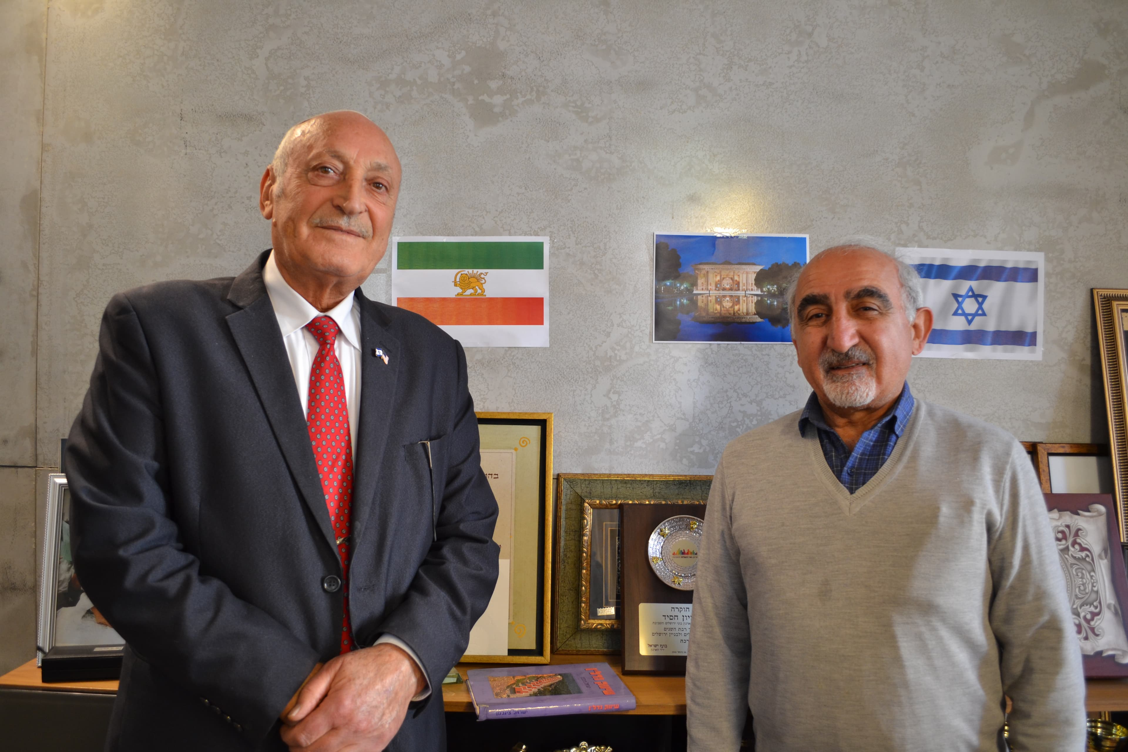 Zion Hasid and Iraj Aghajani run an organization for Iranian immigrants to Israel. 