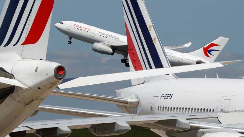 A photo of airplanes