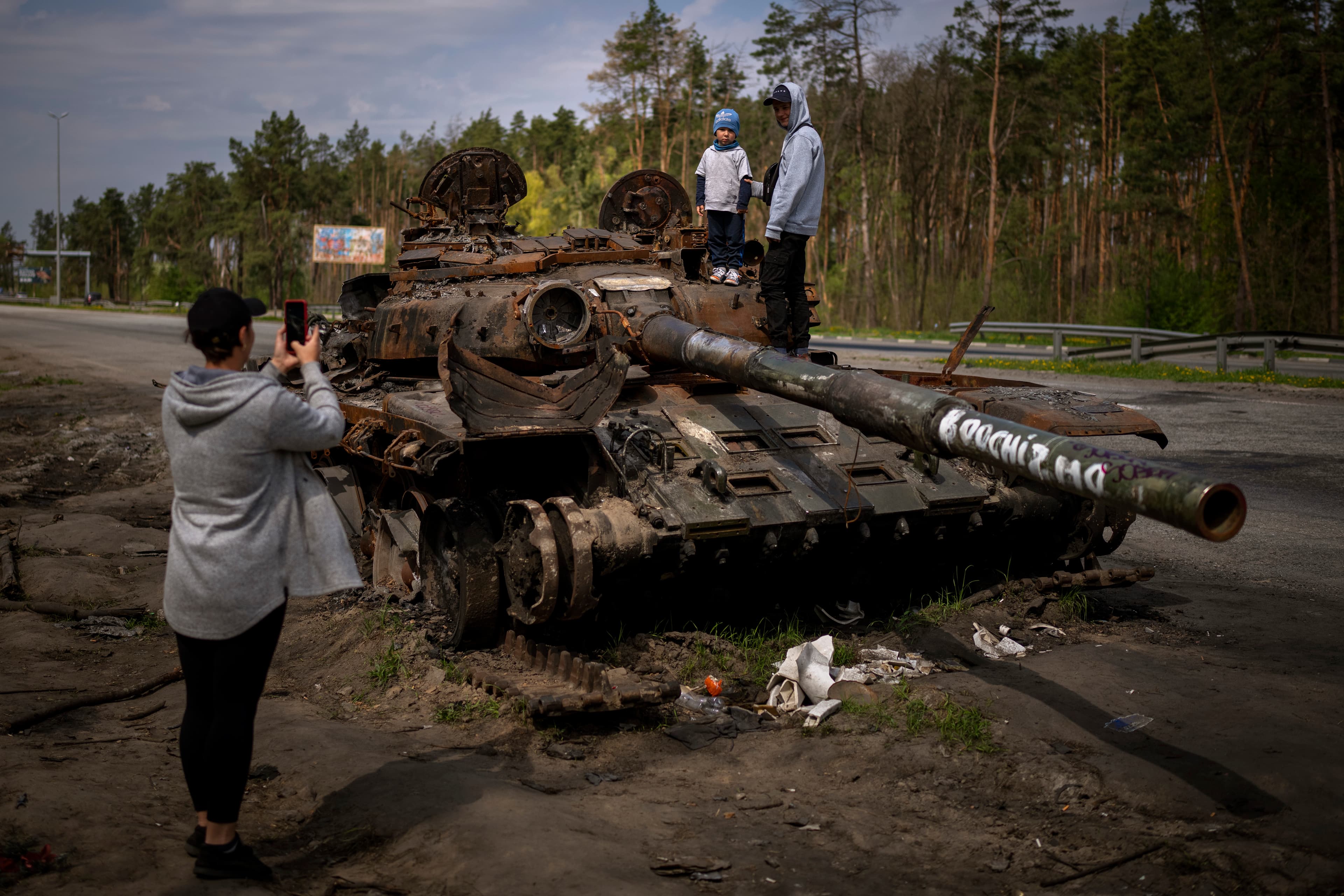 Russia is losing tanks at an astonishing rate.