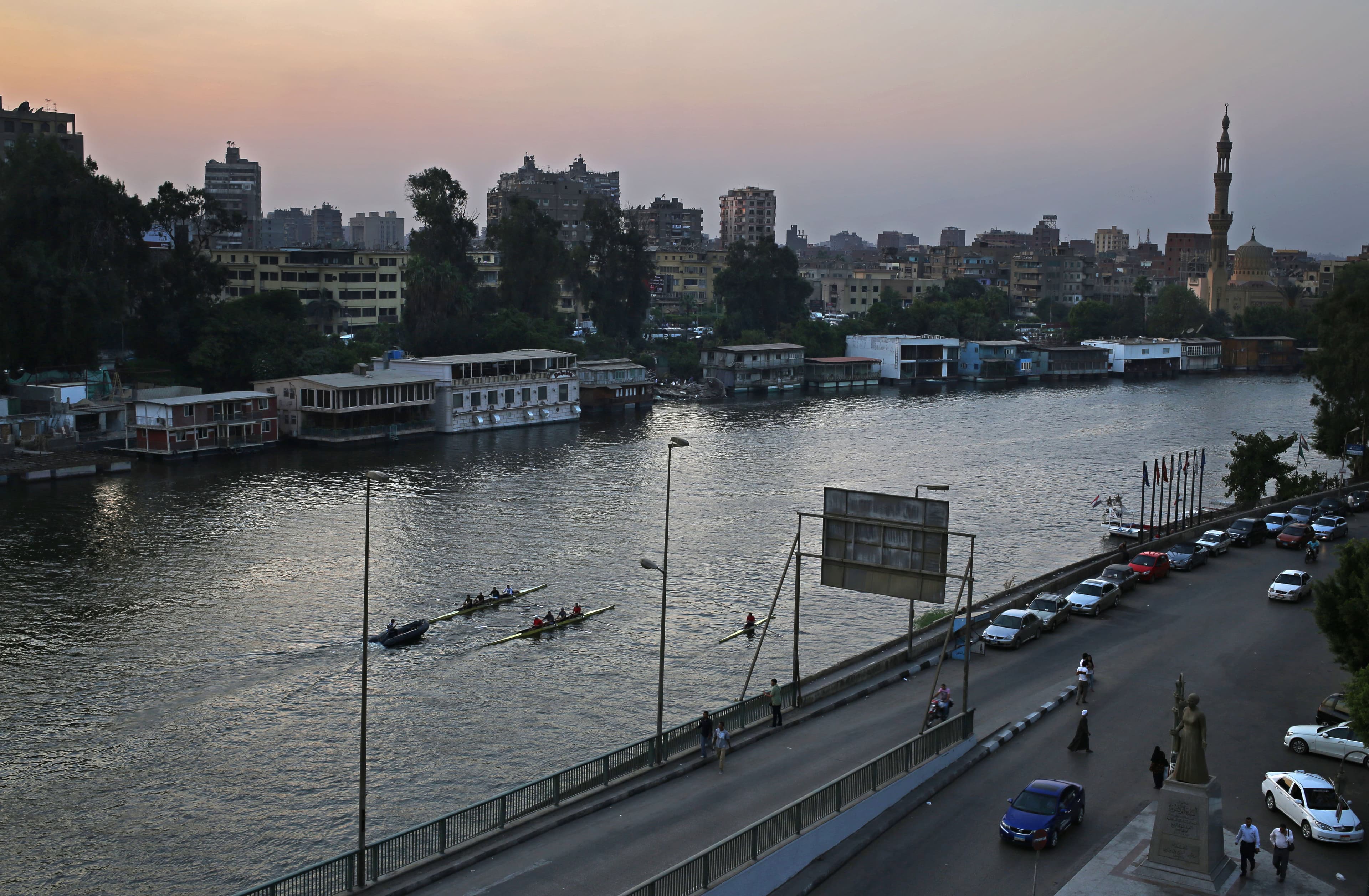 houseboats along the river