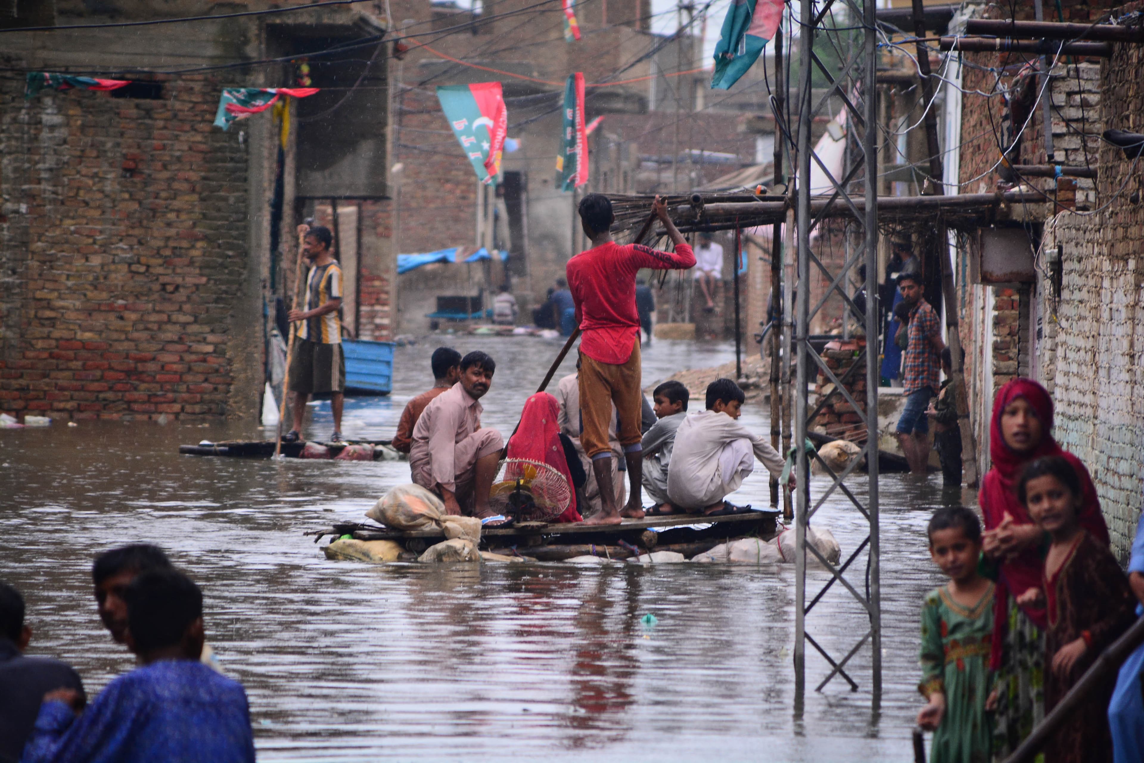 Extreme flooding in Pakistan in 2022 affected 33 million people.