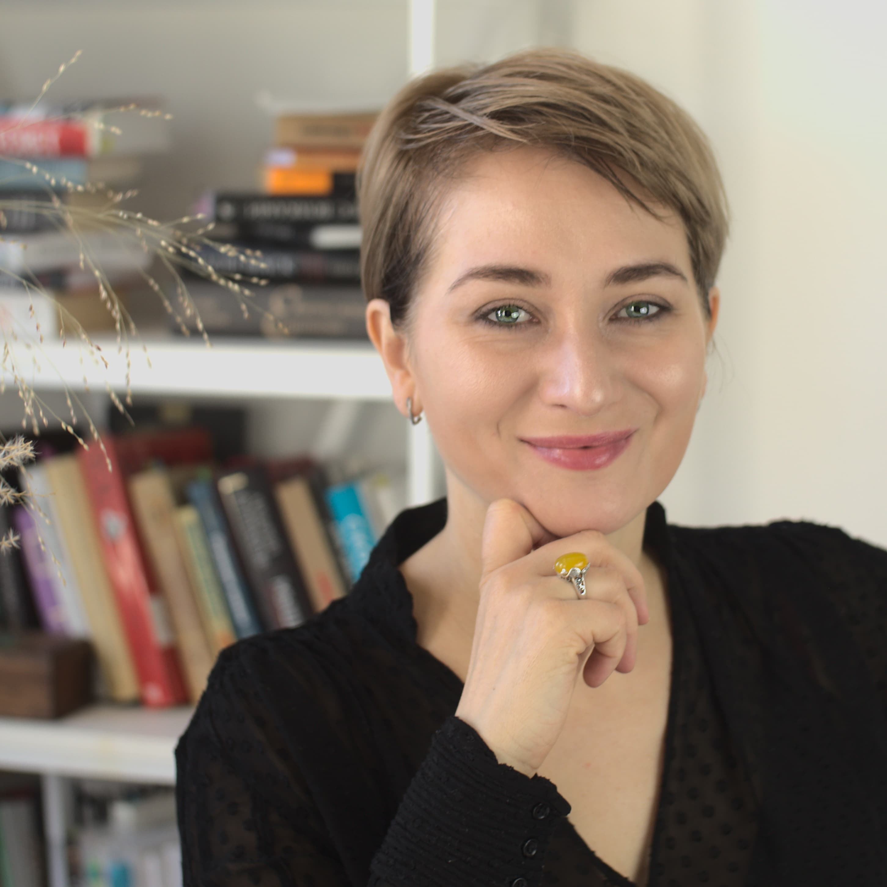 Elena Tochilina is a co-founding member of Bildung in Ukraine, and currently in residence at the IPC.