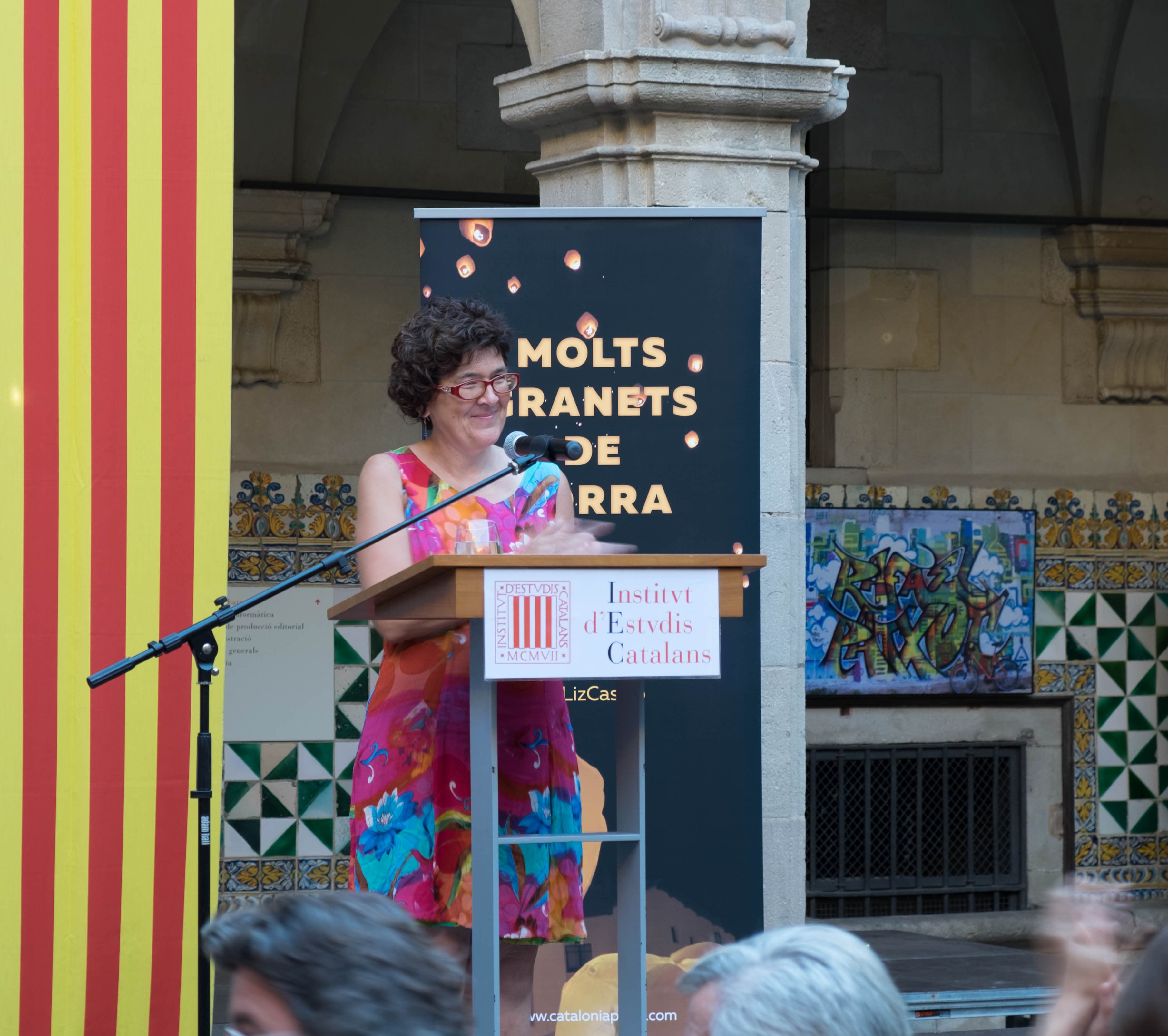 Liz Castro presents her book 