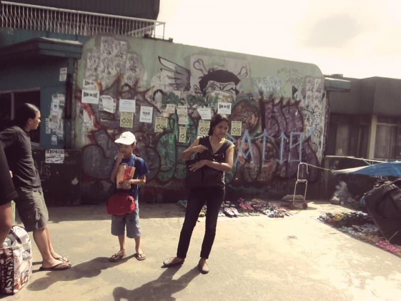 A public wall in Quezon City looked like before Ang Gerilya transformed it into artwork.