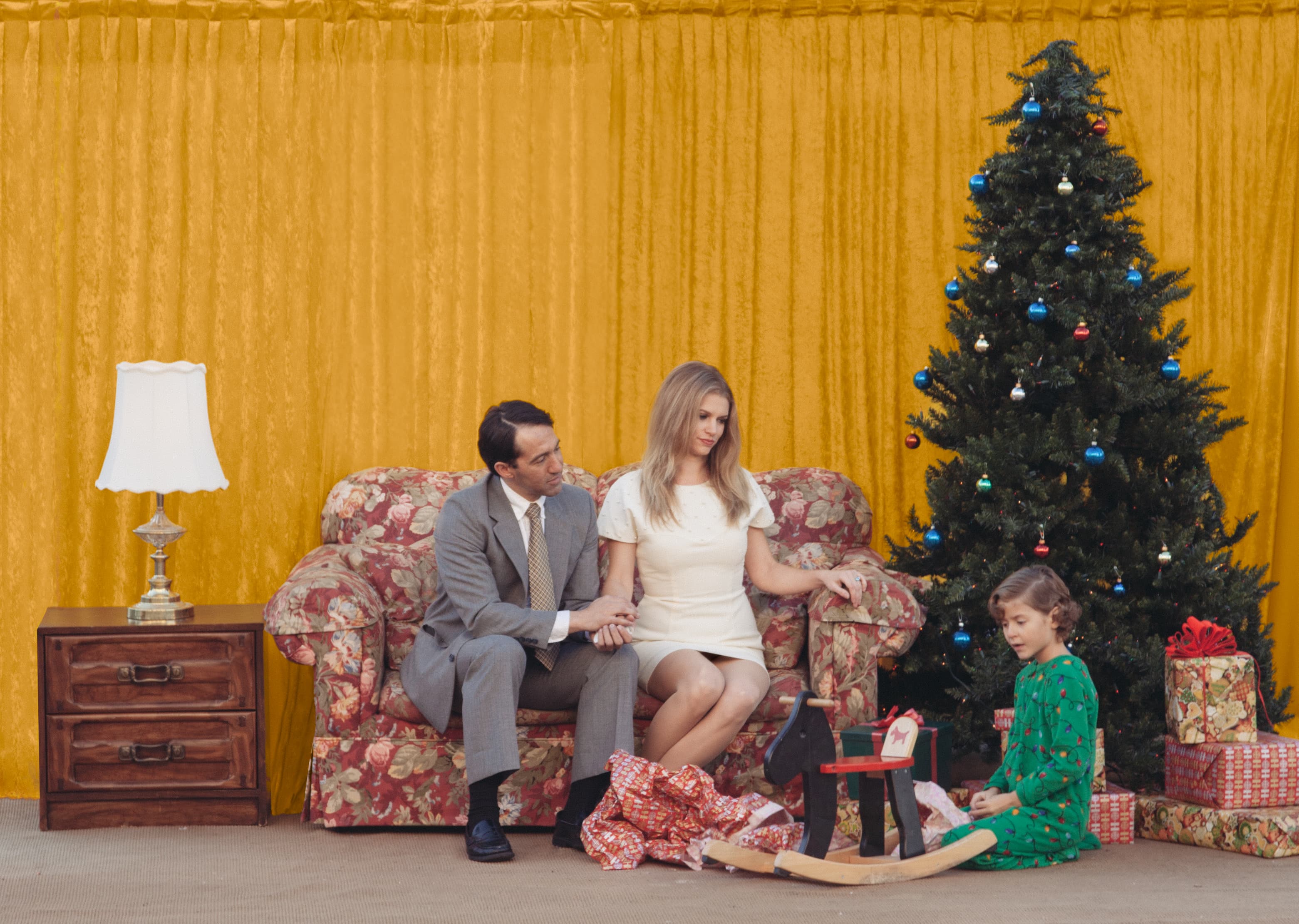 Bettman built and shot this scene the day after Christmas while home visiting his parents for the holidays in San Francisco.