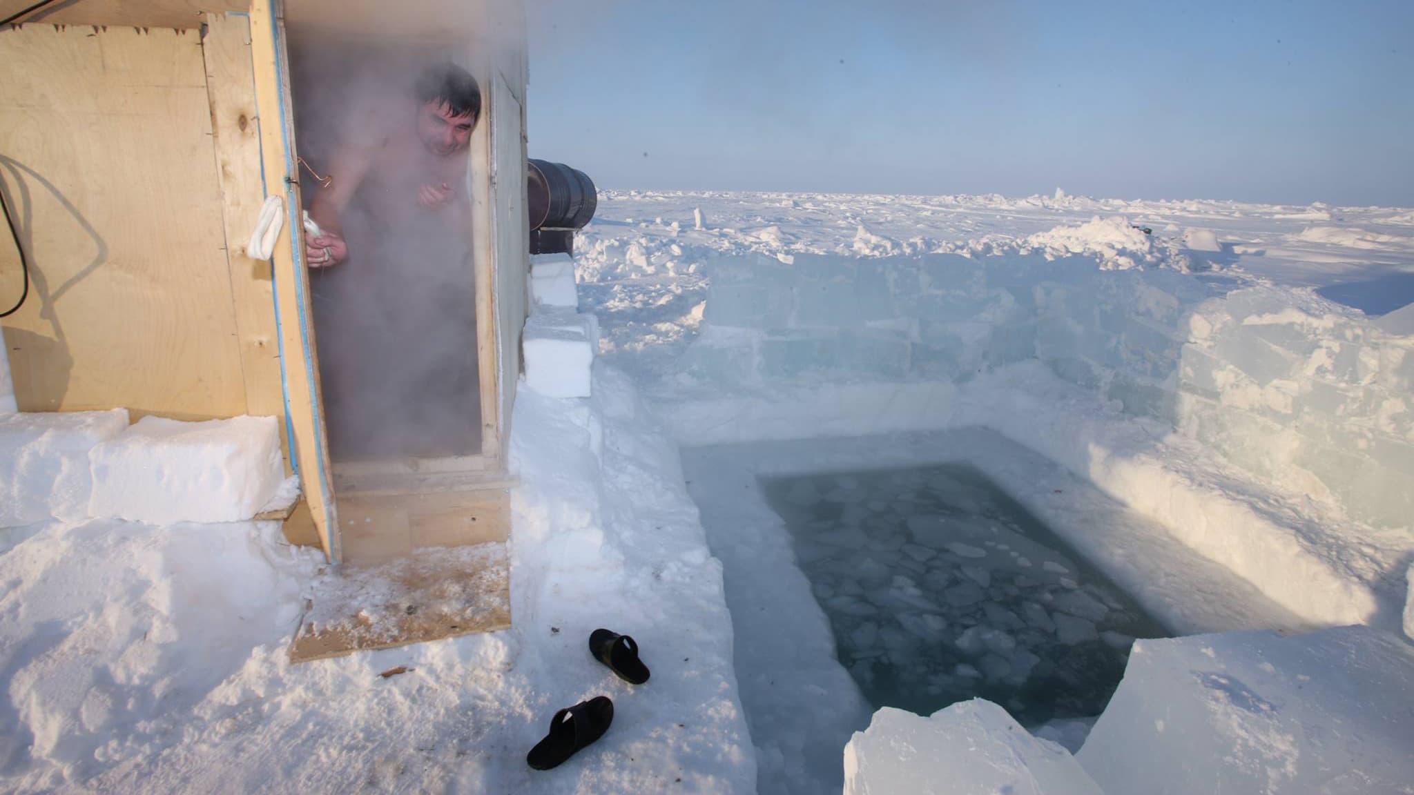 The pool at Barneo Ice Camp.