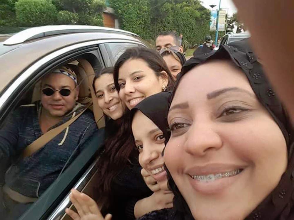 Morocco king selfie