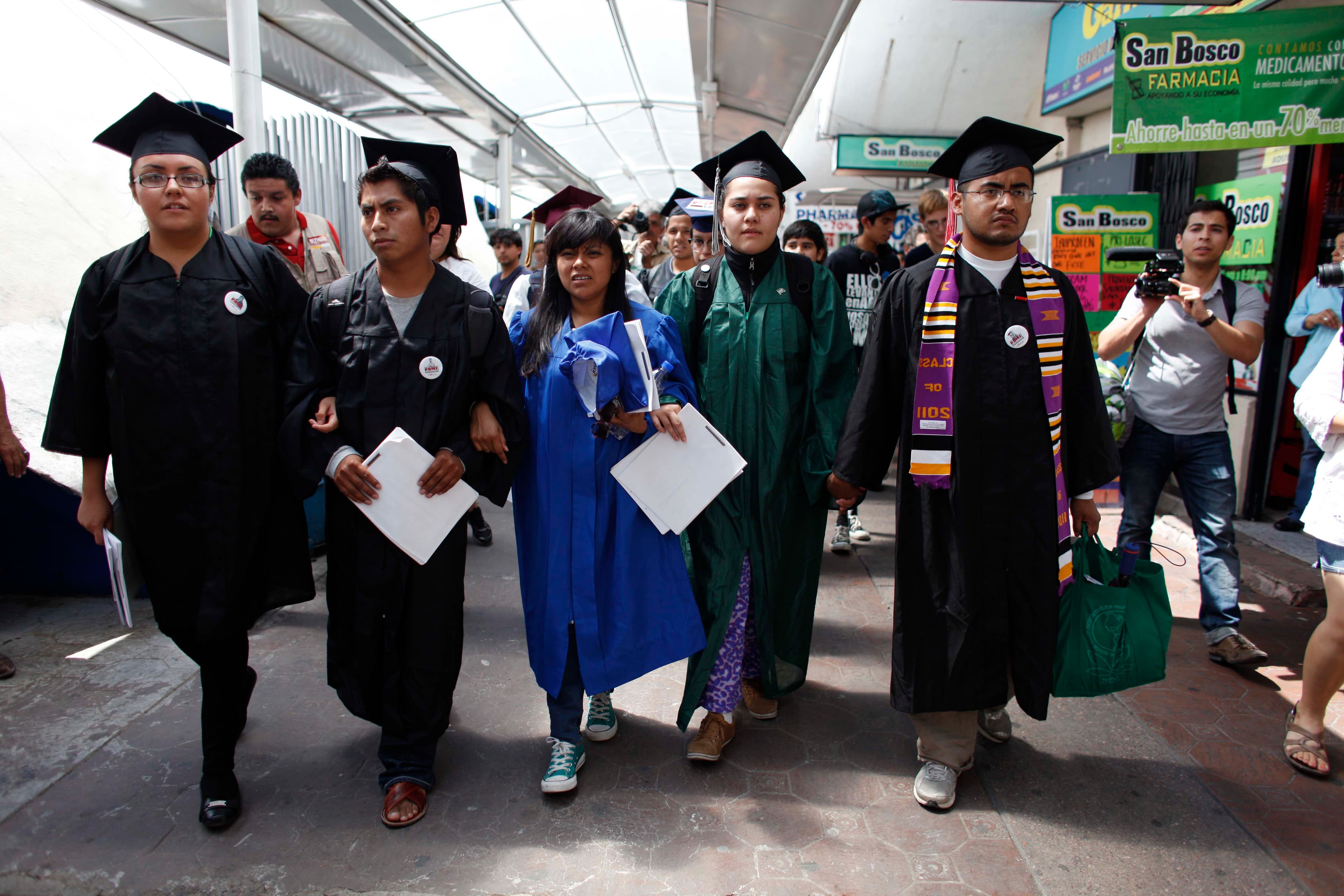Lizbeth Mateo at US-Mexico border