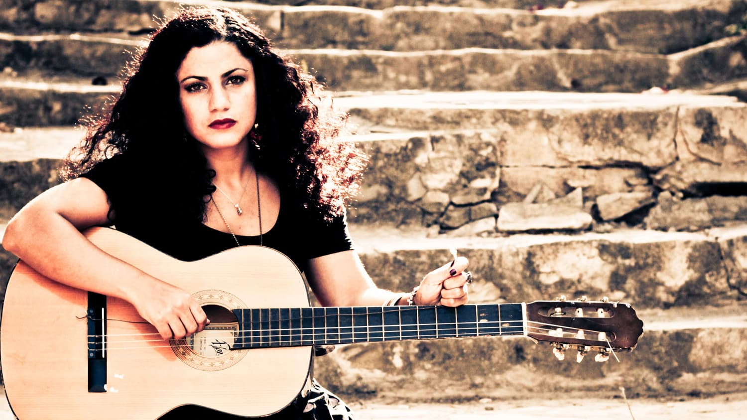 Emel Mathlouthi