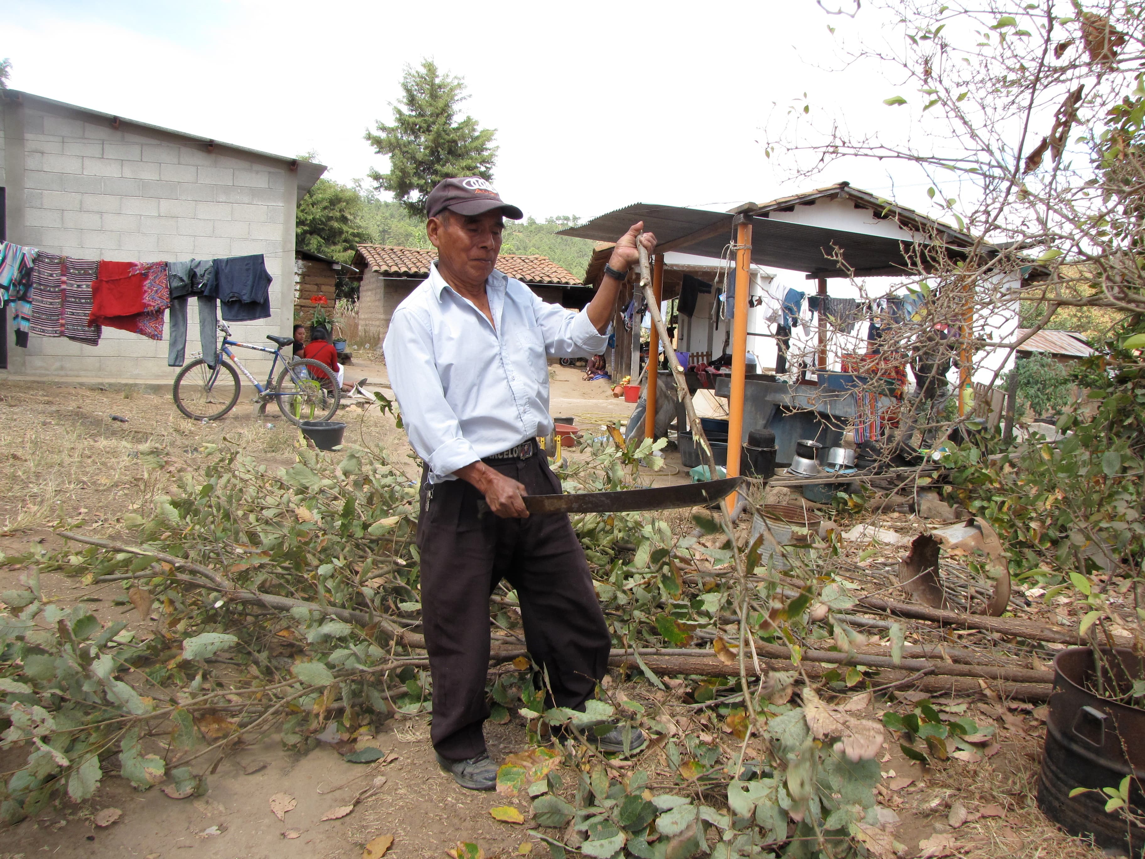 Manuel sought help from the migration project after his daughter was injured in a car accident on her way north to the US.