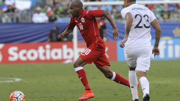 Cuban midfielder Ariel Martinez playing against Guatemala in the 2015 Gold Cup