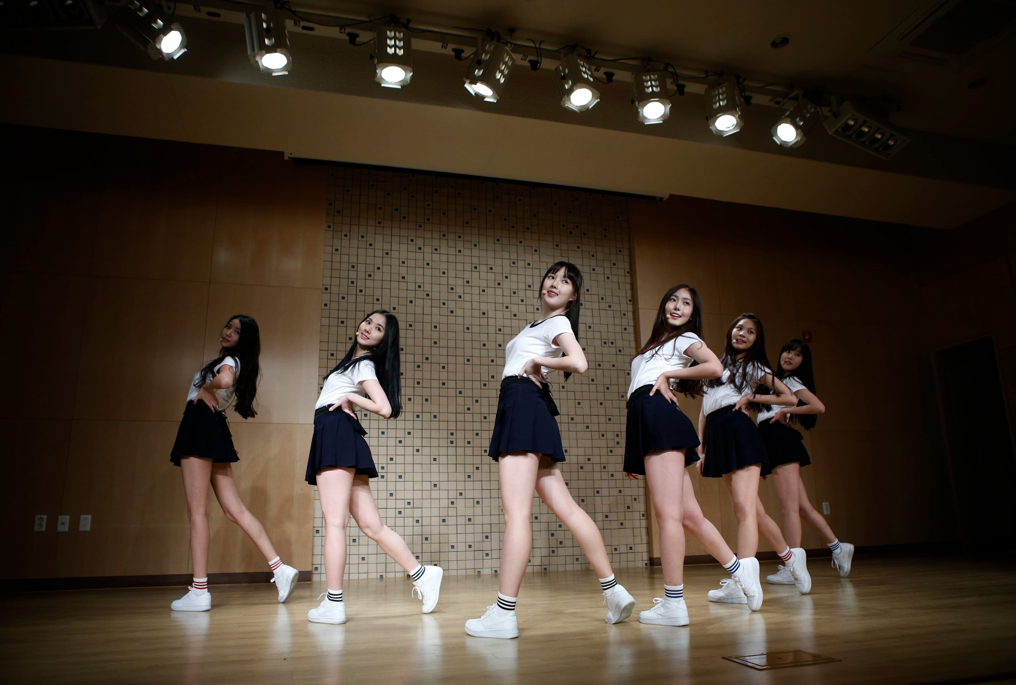South Korean girl group GFriend rehearse in Seoul