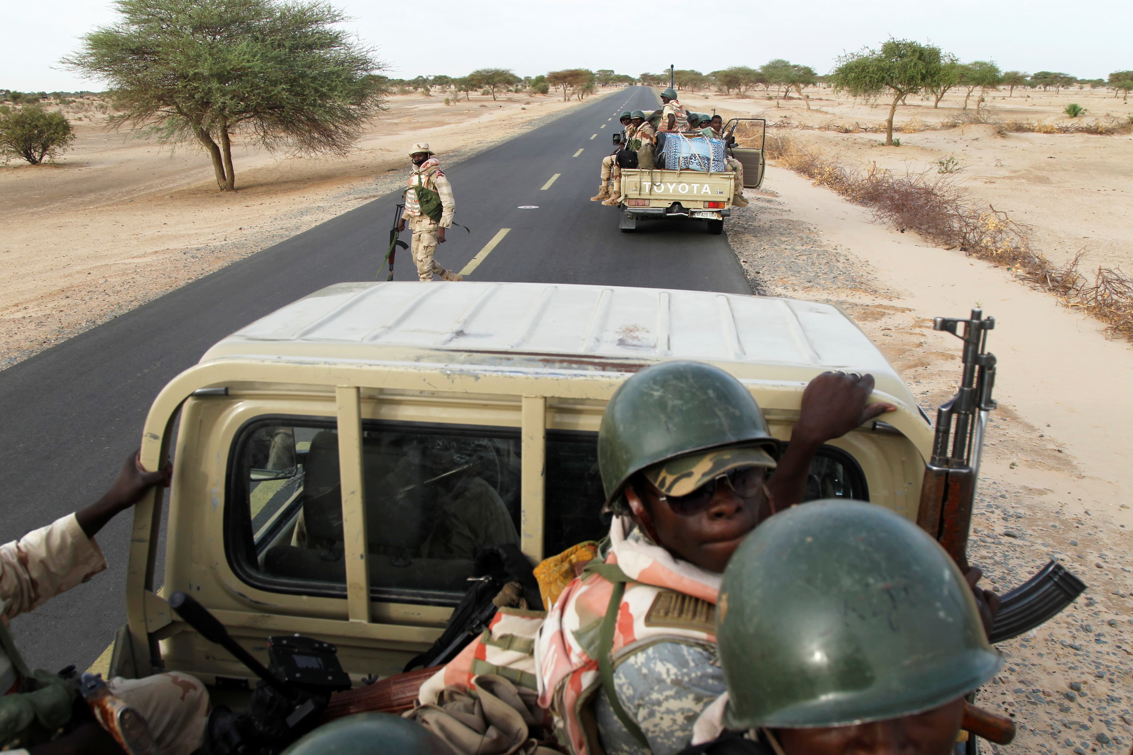 Nigerien soldiers patrol near the town of Diffa, Niger. US Special Forces are training Nigerian troops on Niger's border.