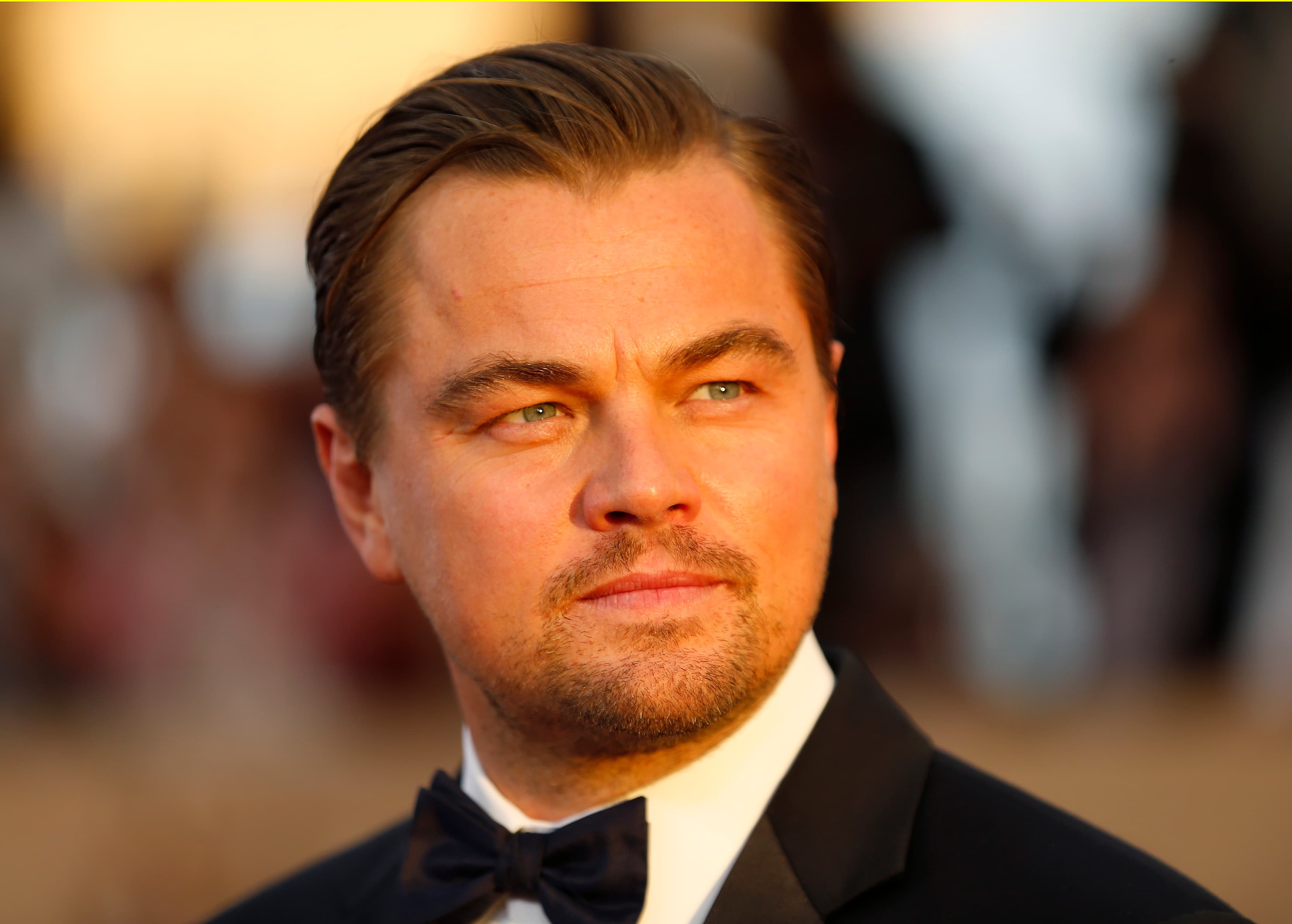 Actor Leonardo DiCaprio arrives at the 22nd Screen Actors Guild Awards in Los Angeles, California January 30, 2016.