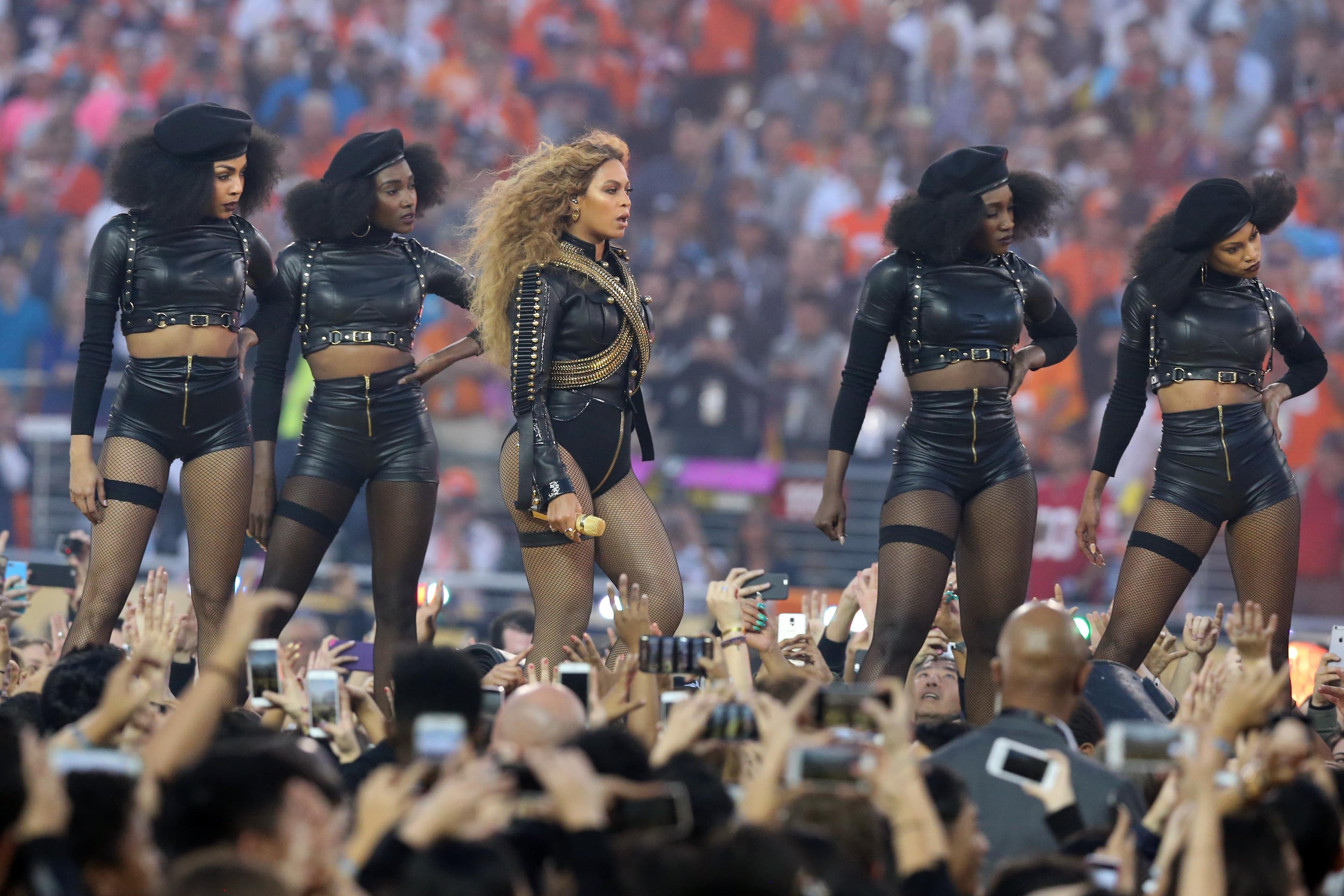 Beyonce at super bowl