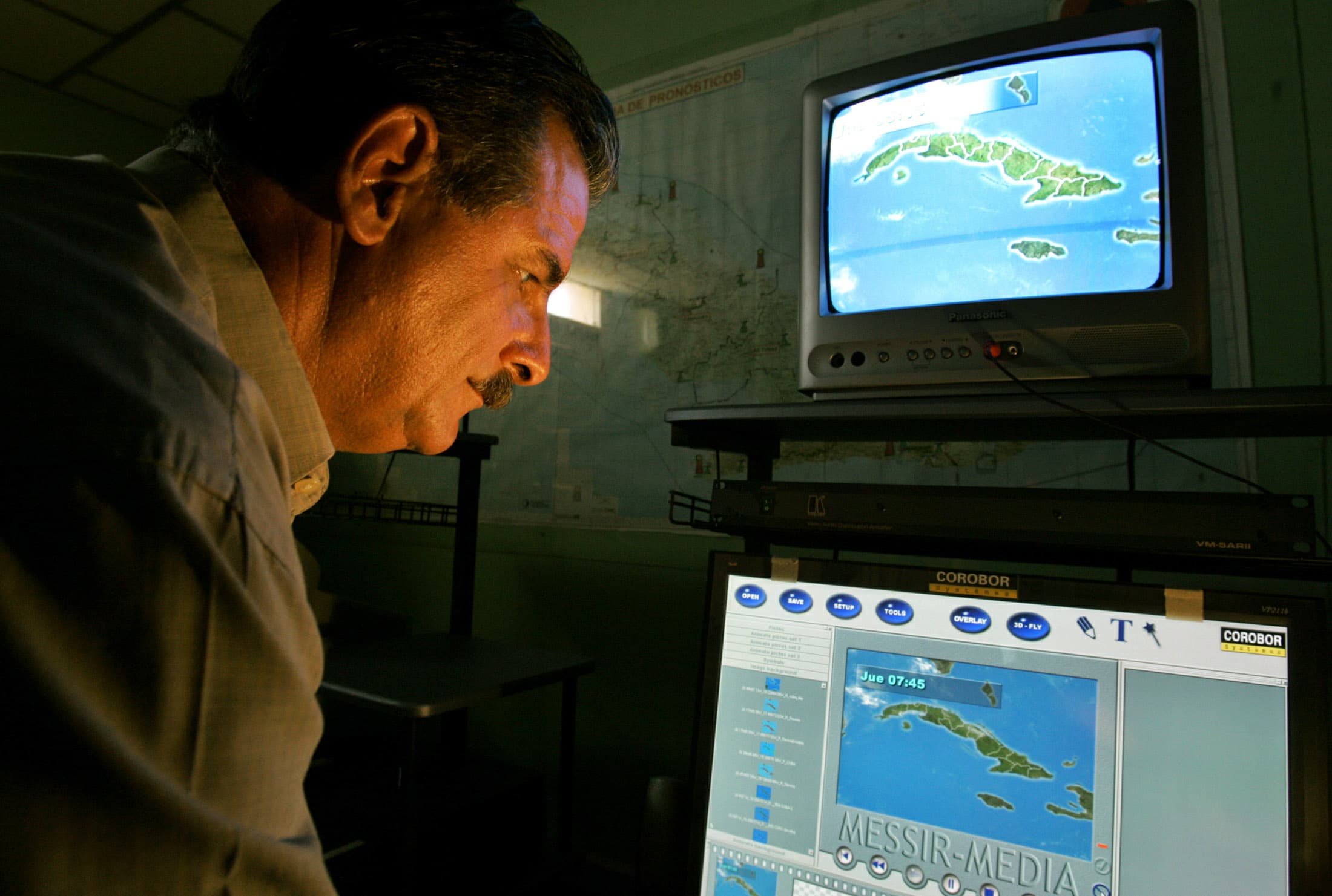 Veteran Cuban weather forecaster Jose Rubiera is now retired. But when a big storm hits, he returns to his broadcasts, to the relief of many Cubans.