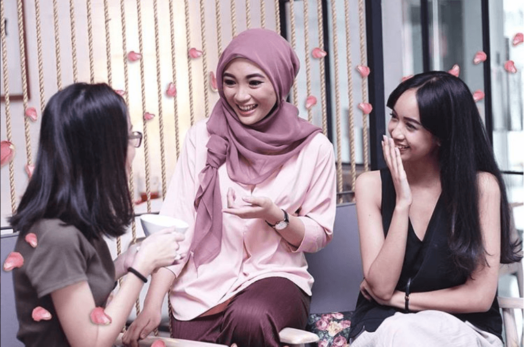 Go glam makeup hair hijab