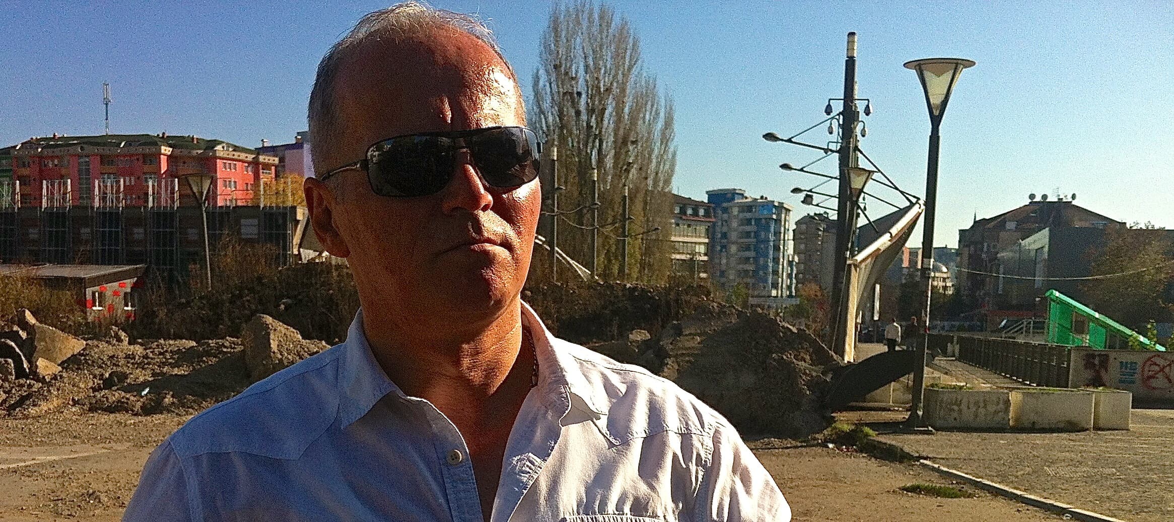 Nebojsa Jovic is urging Serbs to boycott the Kosovo municipal elections. He says the government in Belgrade is betraying Serbs in Kosovo by telling them to vote.