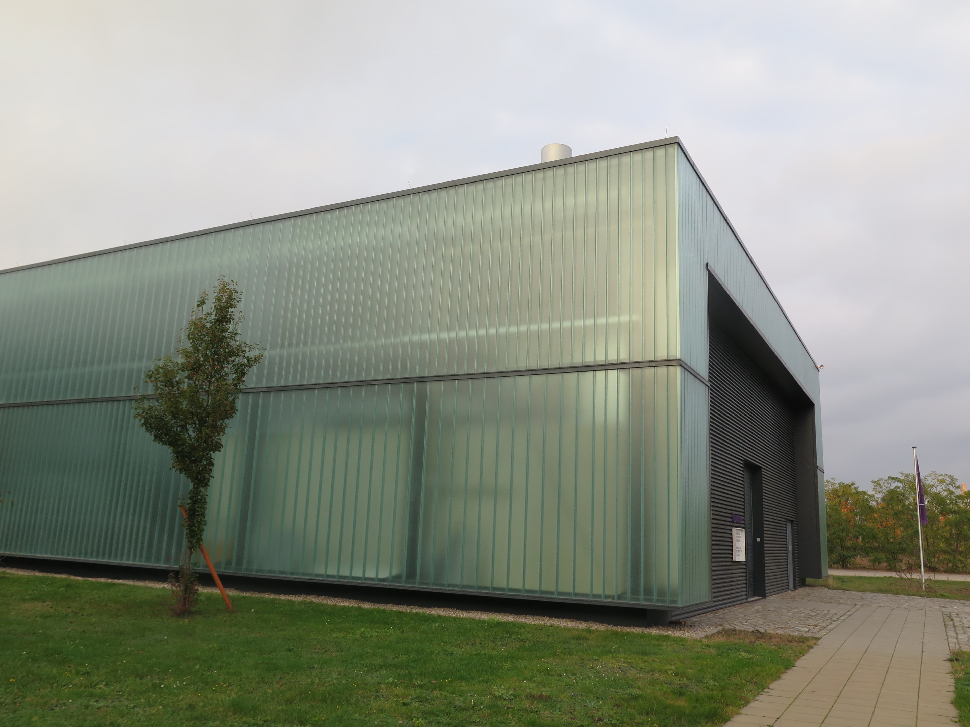 Younicos's technology center in Berlin houses vast arrays of batteries and a small diesel generator, which allows it to simulate the properties of a small electricity grid. The company recently opened Europe's largest battery power plant in the city of Sc