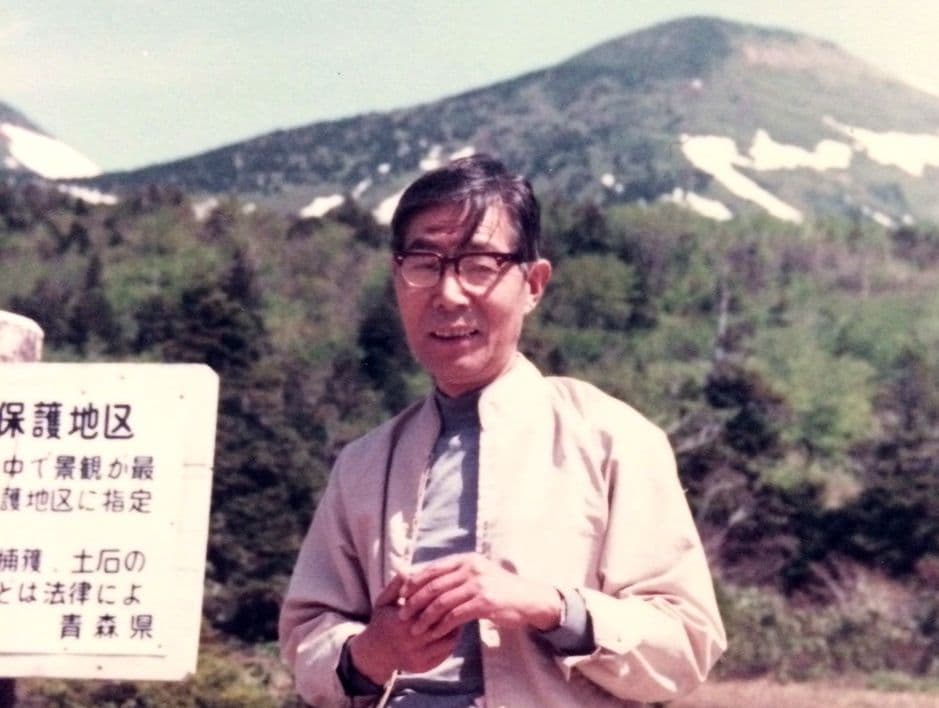 Aya Kano's grandfather, Yuhzo Kano. Kano was 1.7 km from the atomic bomb's hypocenter. His wife died in the blast. He later married Aya Kano's grandmother, Akiyo Kano. He had stomach cancer and died in 1983