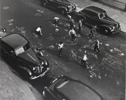 Arthur Leipzig, Chalk Games, Prospect Place, Brooklyn, 1950