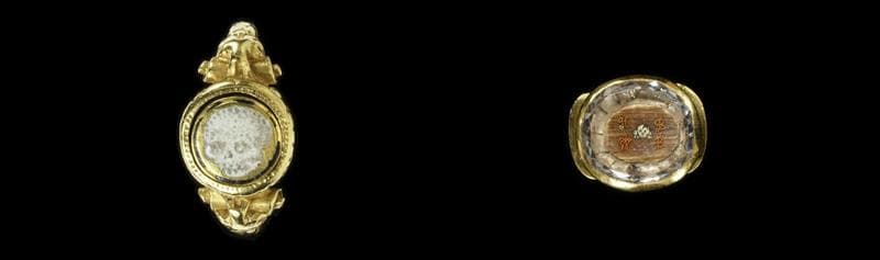 Two gold mourning rings