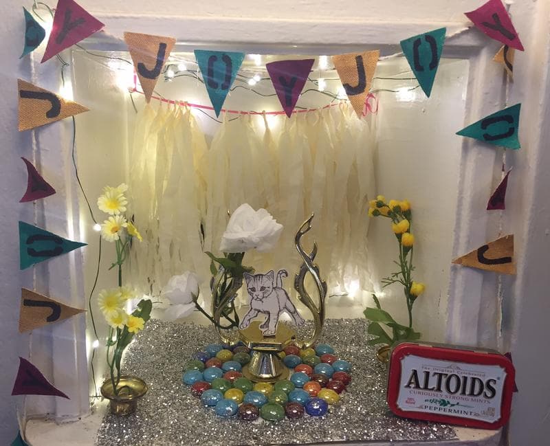 Charis Stiles's November diorama.