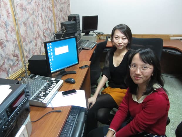 Huang Yuan Yuan at work